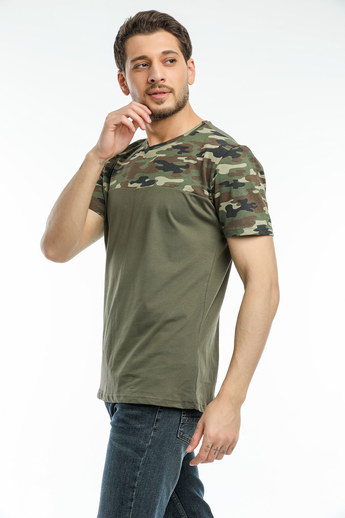 Süperlife Erkek Bisiklet Yaka Slim Fit Kol ve Ön Garnili Tişort SPR21Y06