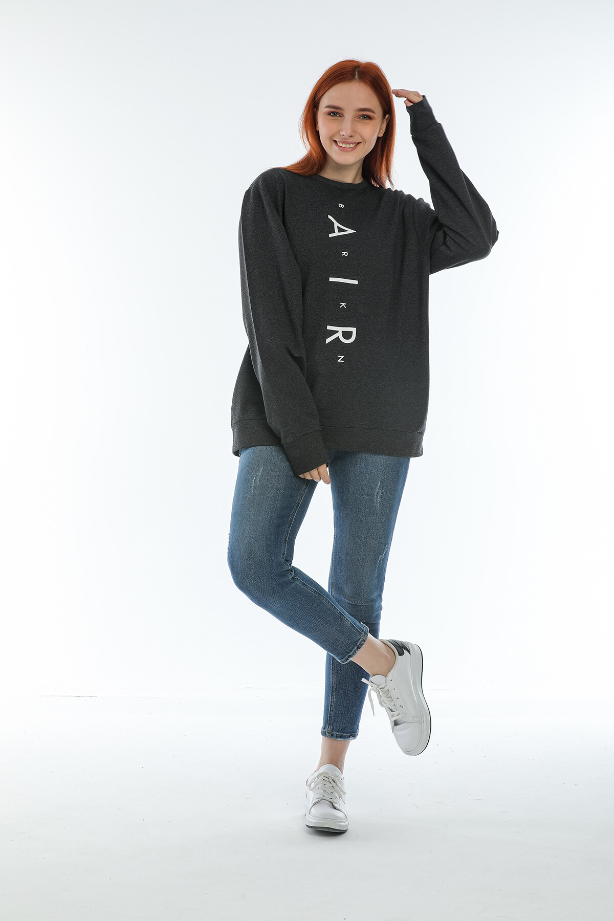 Süperlife Kadın Bisiklet Yaka Oversize Fit Aır Baskılı İnce Sweatshirt SPR22SWK101