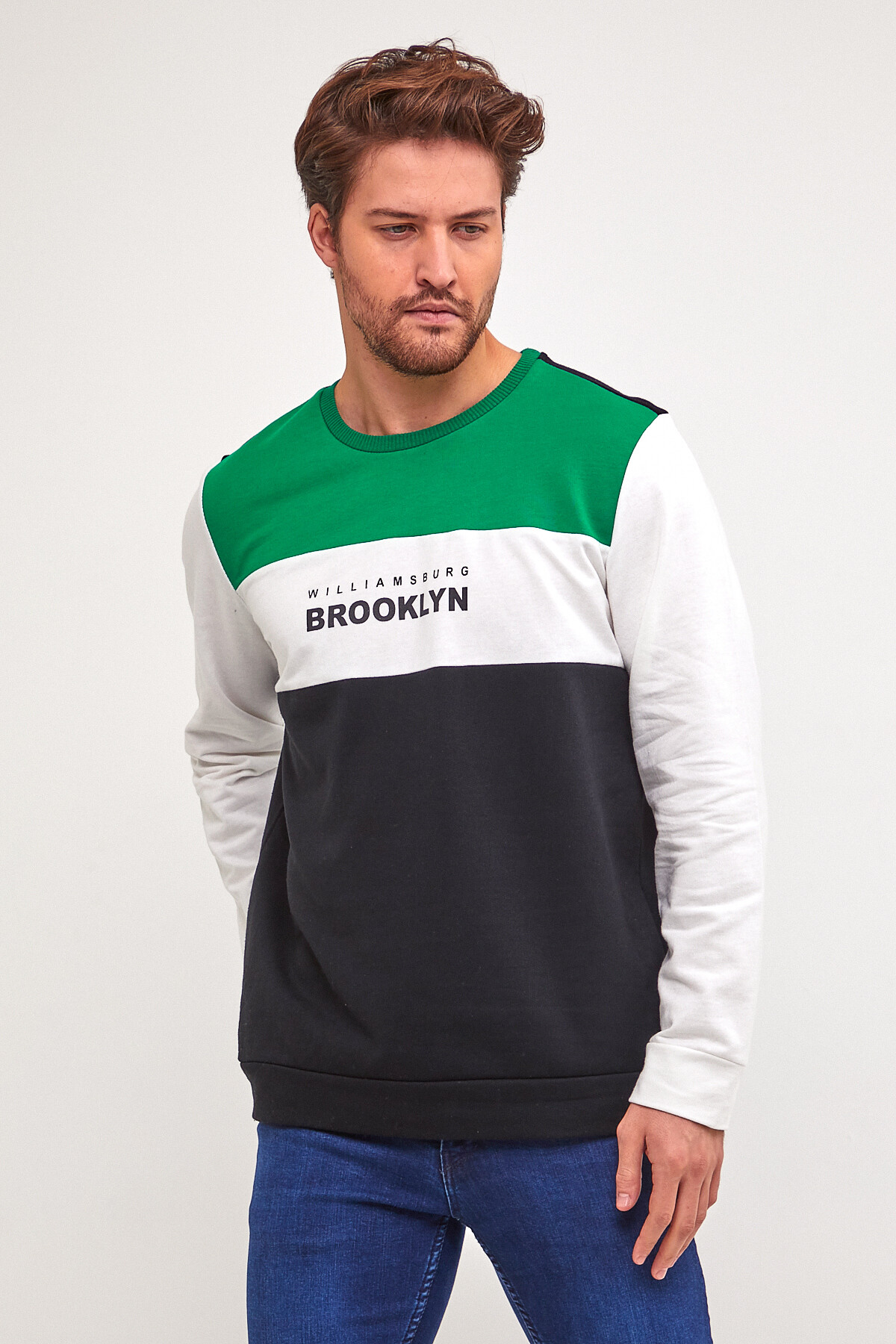 Bisiklet Yaka Önü Garnili Sweat Brooklyn Baskılı sweat SPR22SW136