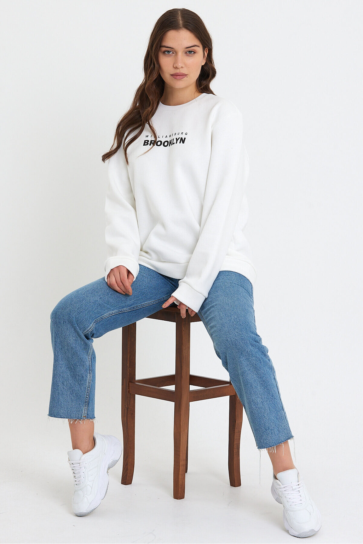 Süperlife Kadın Bisiklet Yaka Oversize Fit Brooklyn Baskılı İnce Sweatshirt SPR23SWK330