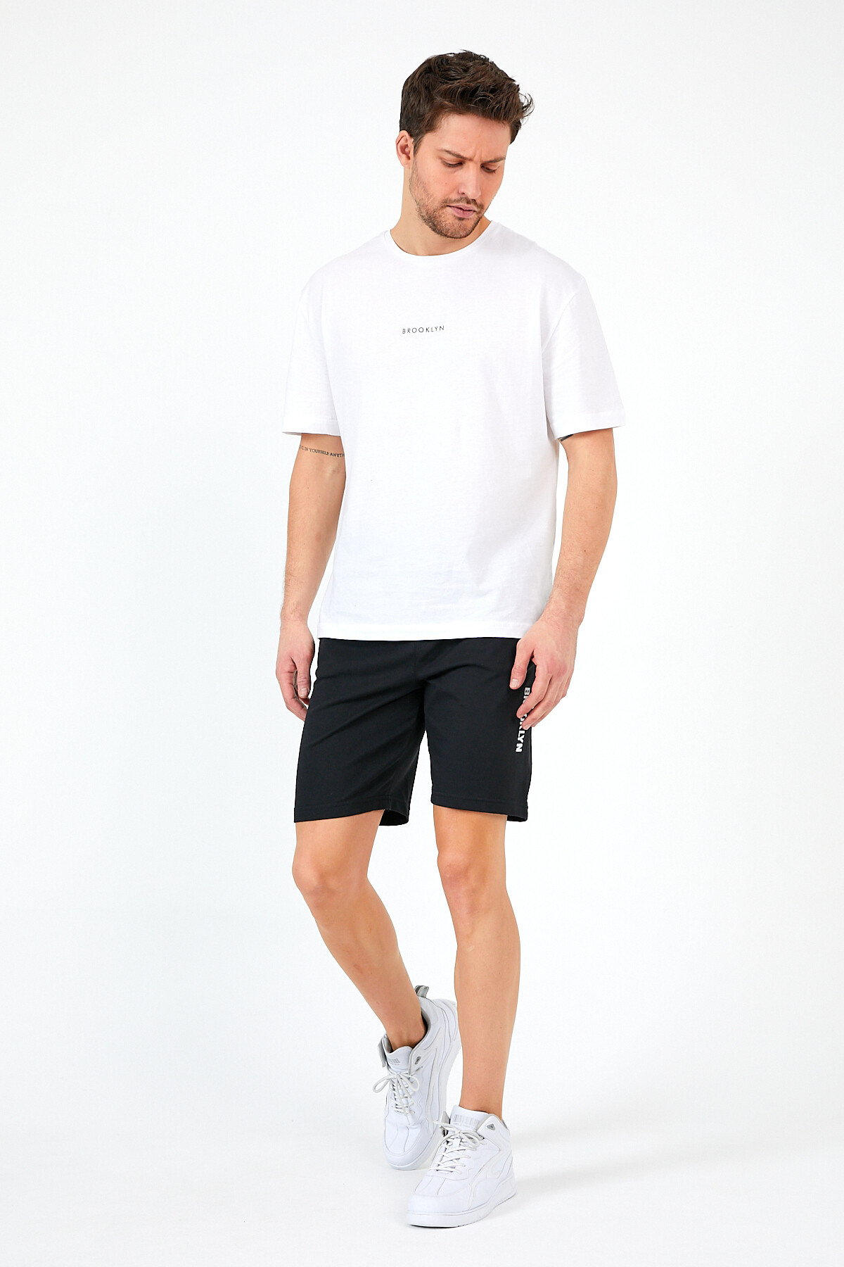 Süperlife Erkek Regular Fit Orta Boy Brooklyn Baskılı Şort SPR22SR208