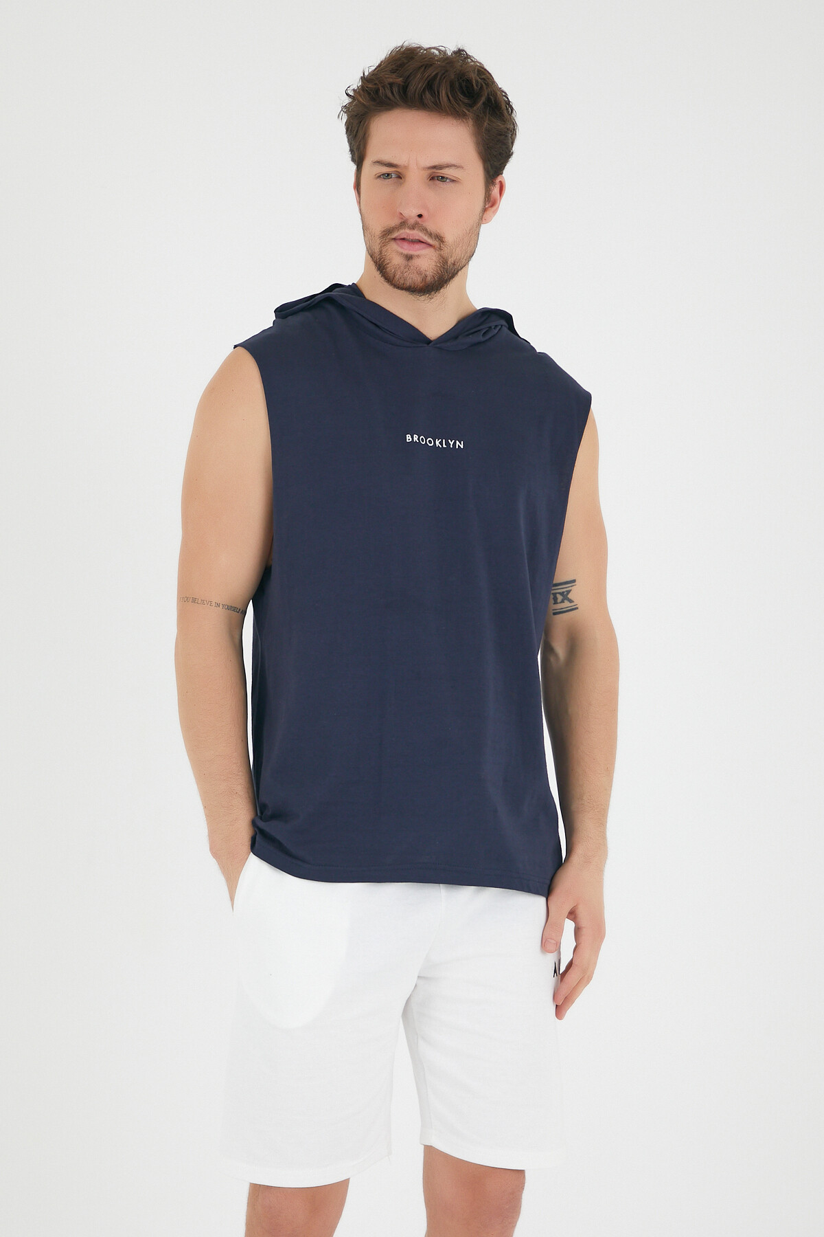 Süperlife Erkek Kapşonlu Regular Fit Brooklyn Baskılı Tişört SPR22TS121
