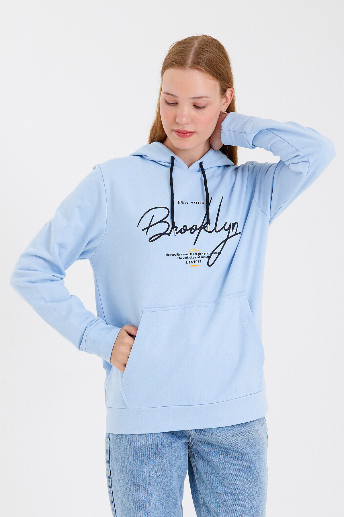 Süperlife Kadın Kapşonlu Regular Fit El Yazılı Brooklyn Baskılı İnce Sweatshirt SPR23SWk361