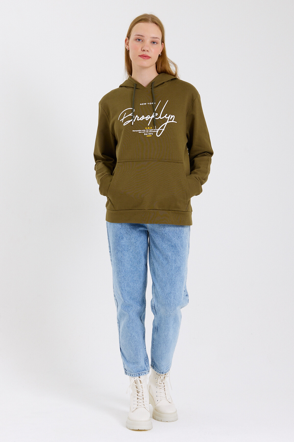 Süperlife Kadın Kapşonlu Regular Fit El Yazılı Brooklyn Baskılı İnce Sweatshirt SPR23SWk361