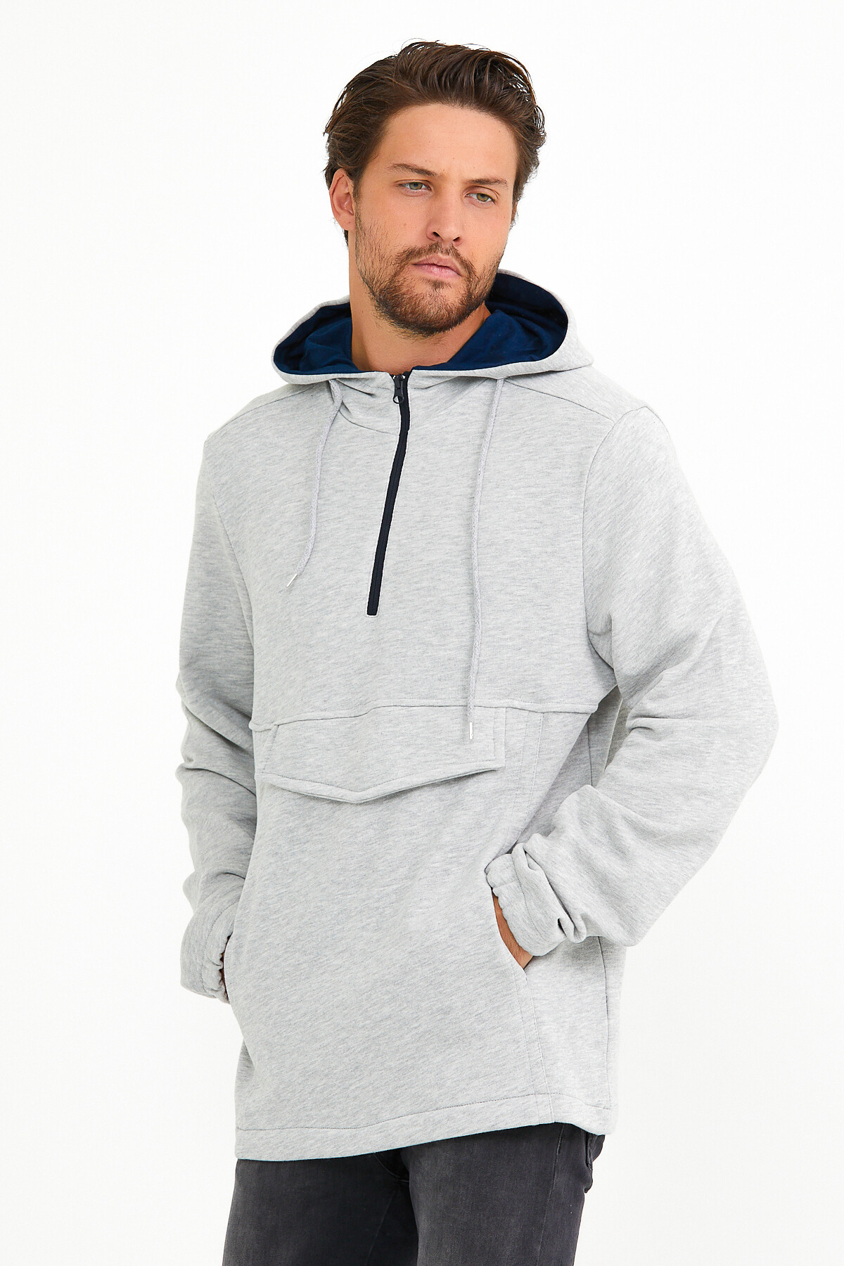 Erkek Kapşonlu Regular Fit Yarım Ferm.Kargo Cepli İnce Sweatshirt SPR22SW171