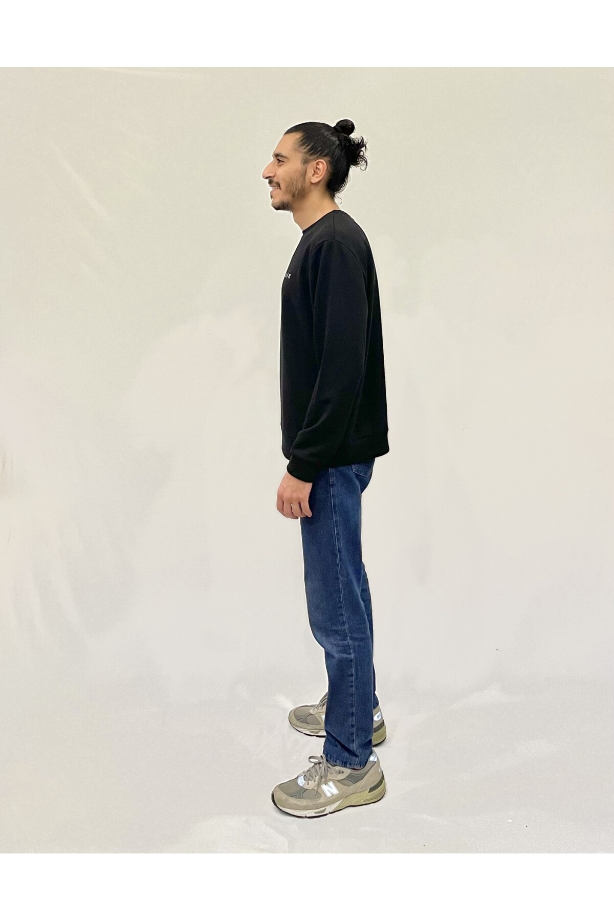 Erkek Bisiklet Yaka Rahat Kalıp 3 iplik Kalın AR Nakışlı  Sweatshirt SPR24SW33