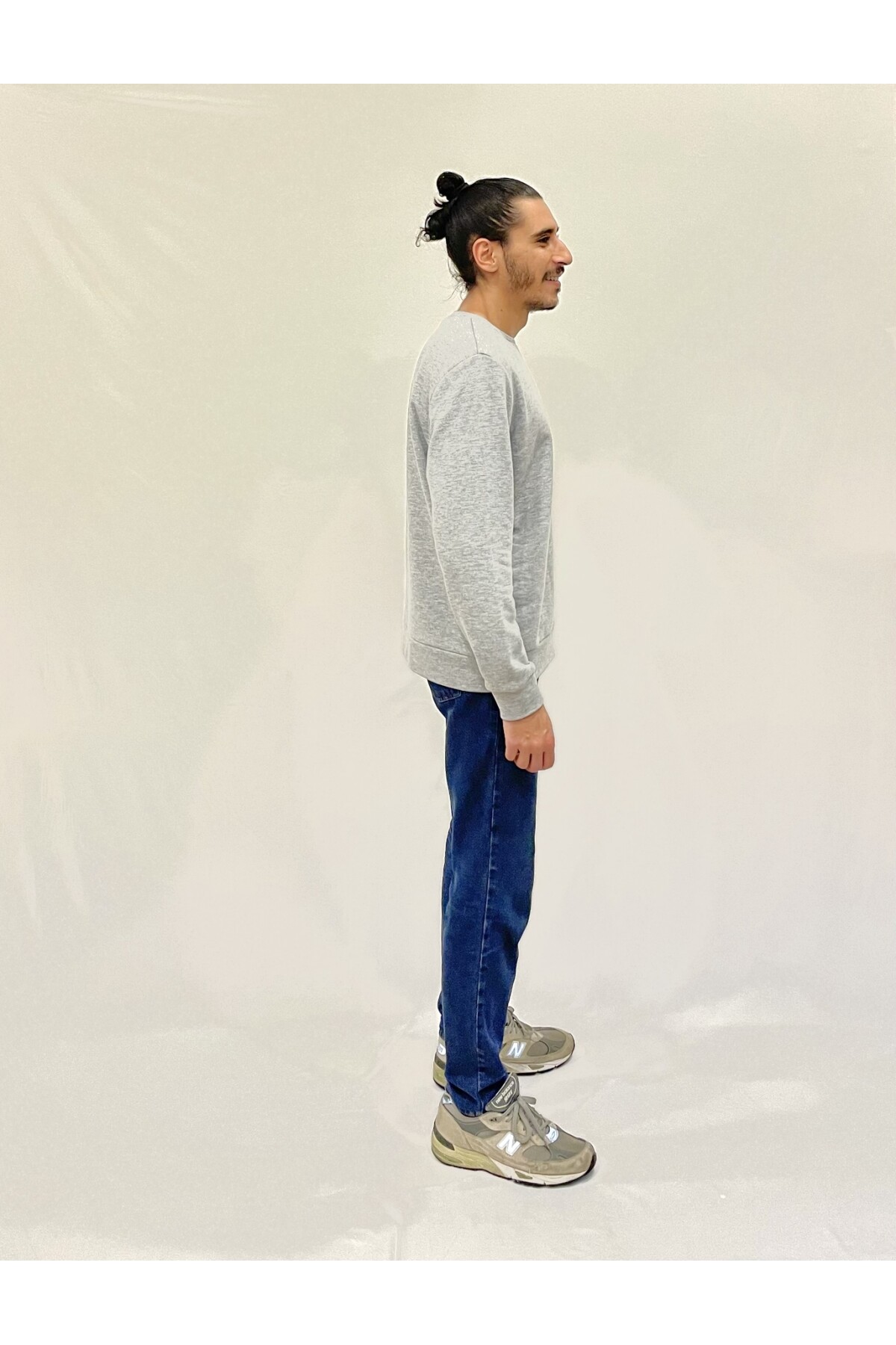 Erkek Bisiklet Yaka Rahat Kalıp 3 iplik Kalın AR Nakışlı  Sweatshirt SPR24SW33