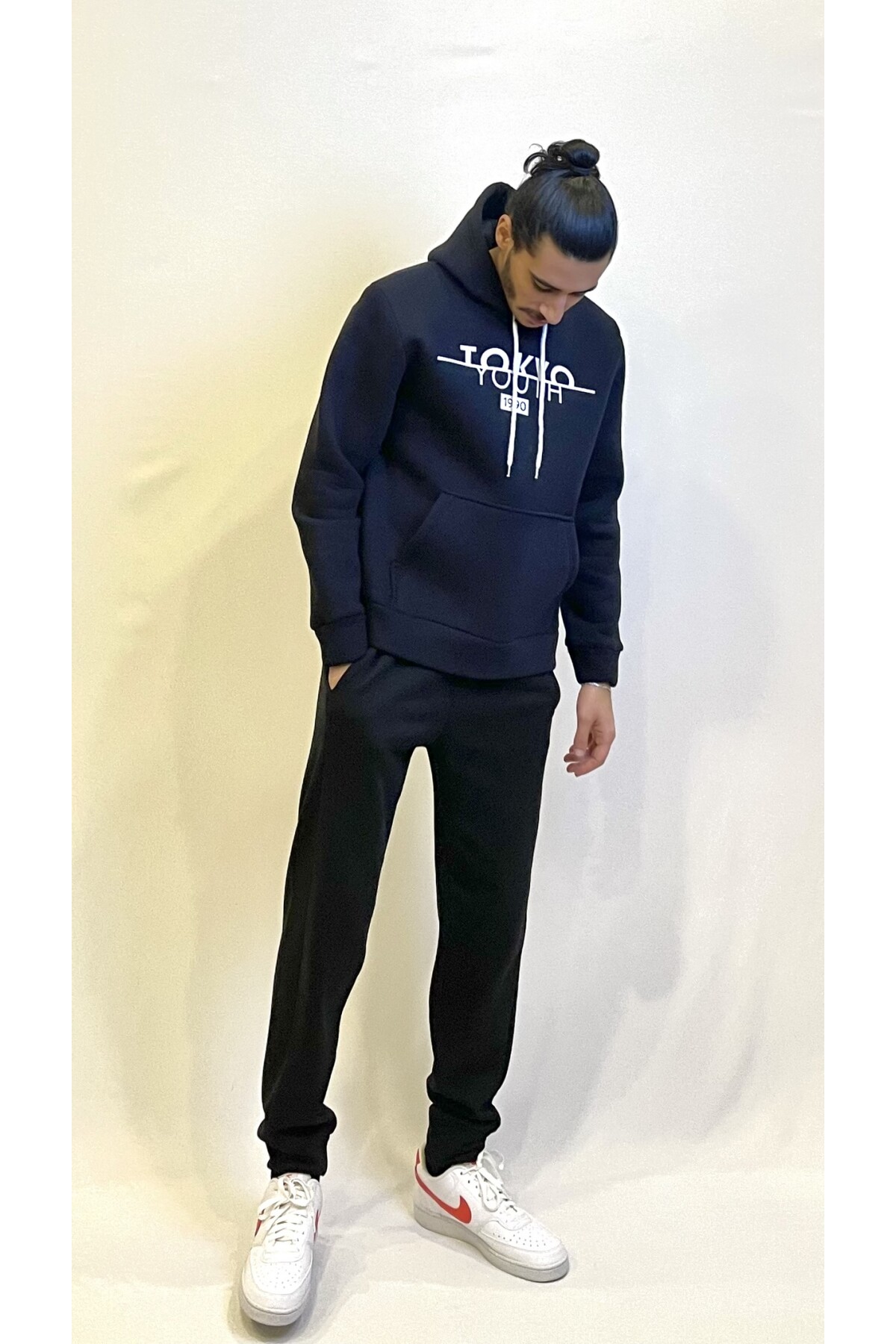  Kapşonlu Rahat Kalıp İçi Polarlı 3 iplik Tokyo Baskılı SweatShırt spr24sw12