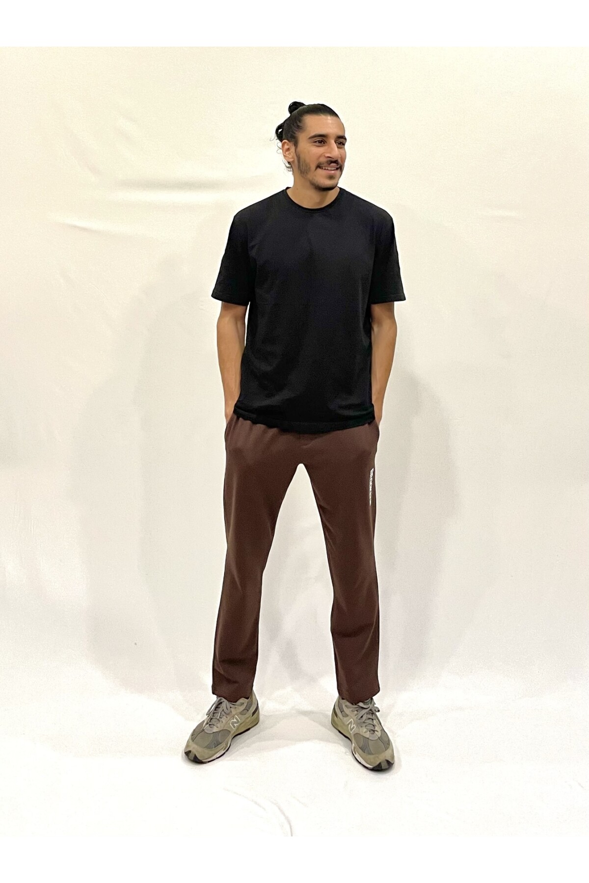 Erkek Regular/Normal Kesim Lastik Belli  Brooklyn Şehir Baskılı İnce Eşofman Altı 24EA205