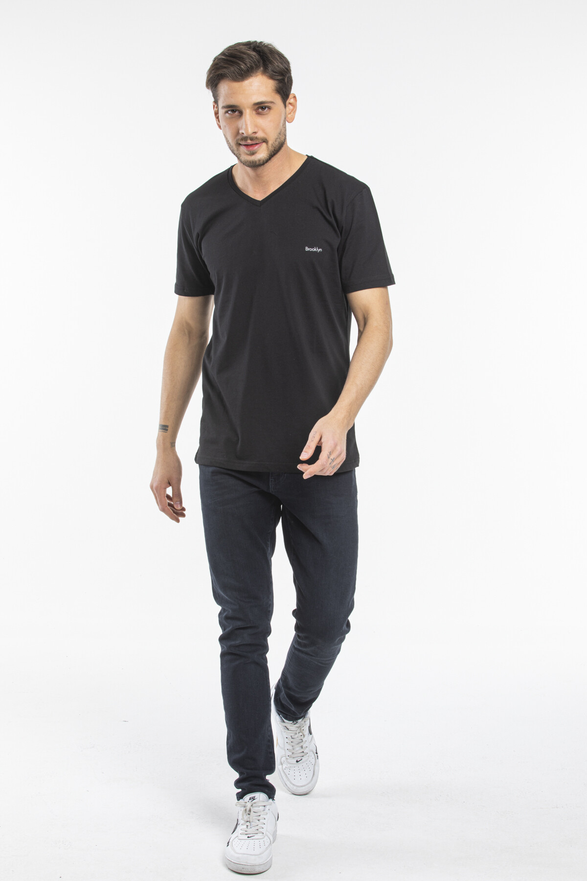 Süperlife Erkek V Yaka Slim Fit Brooklyn Baskılı Kısa Kollu Tişort SPR 265