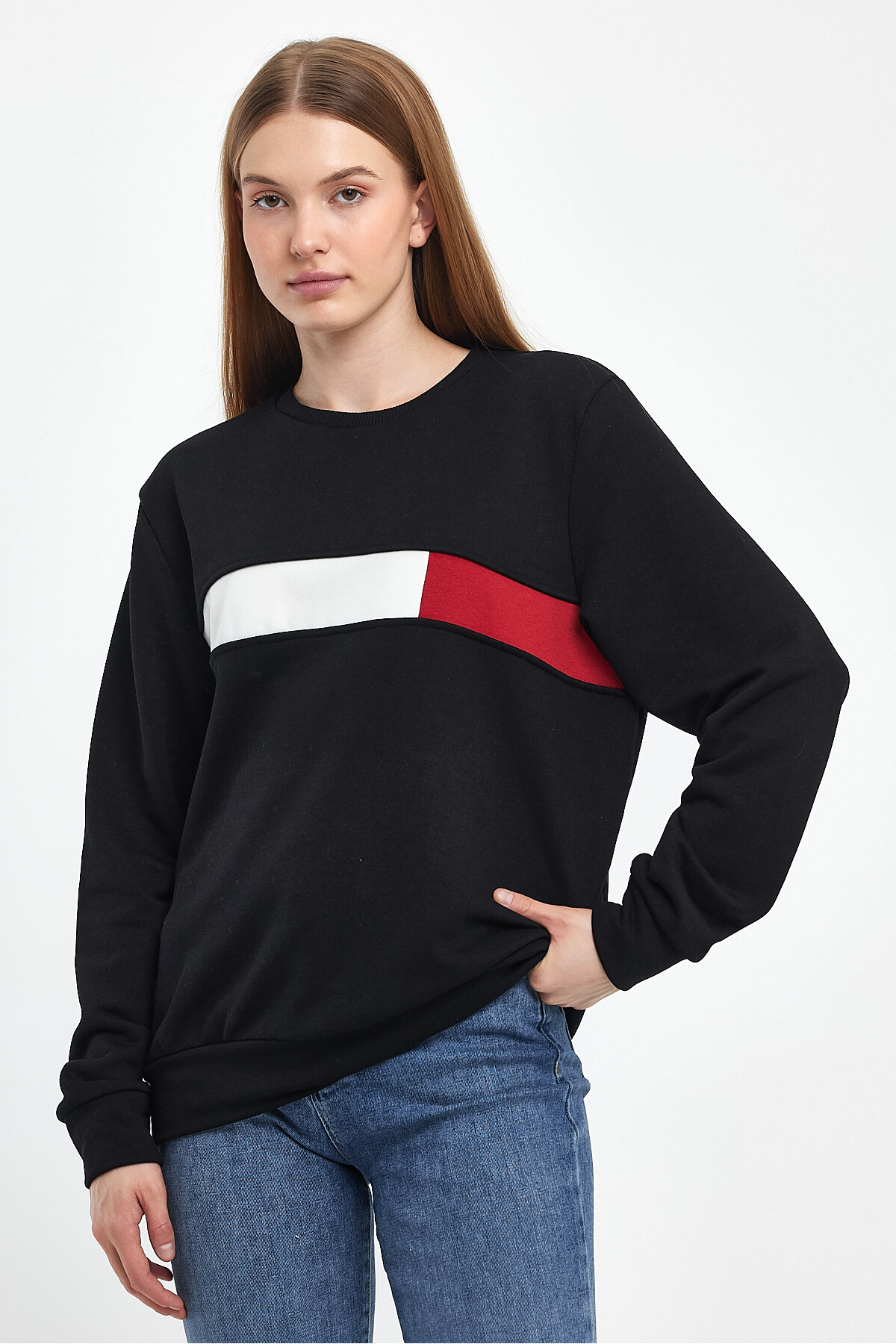 Kadın Bisiklet Yaka Rahat Kalıp 3 iplik Kalın Garnili Sweatshirt SPR24SWK35