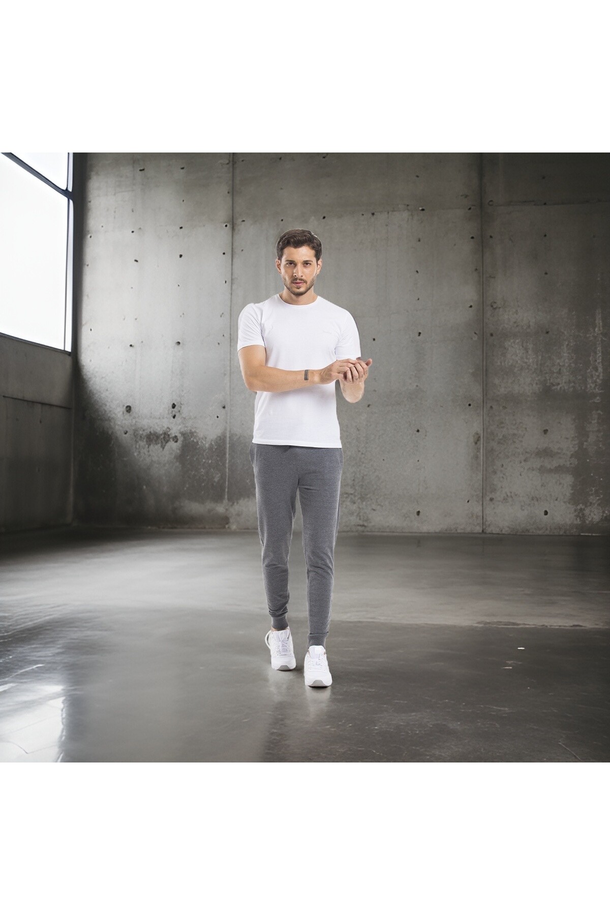 Unisex Regular Fit İnce Eşofman Altı SPR24UEA81