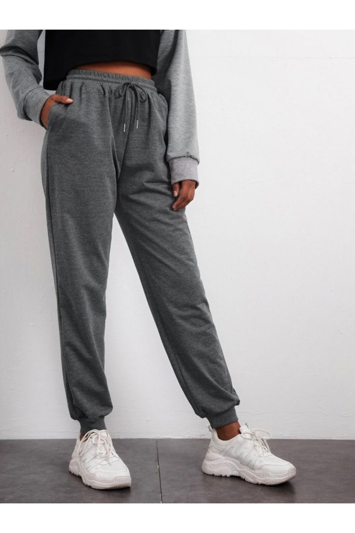Unisex Regular Fit İnce Eşofman Altı SPR24UEA81