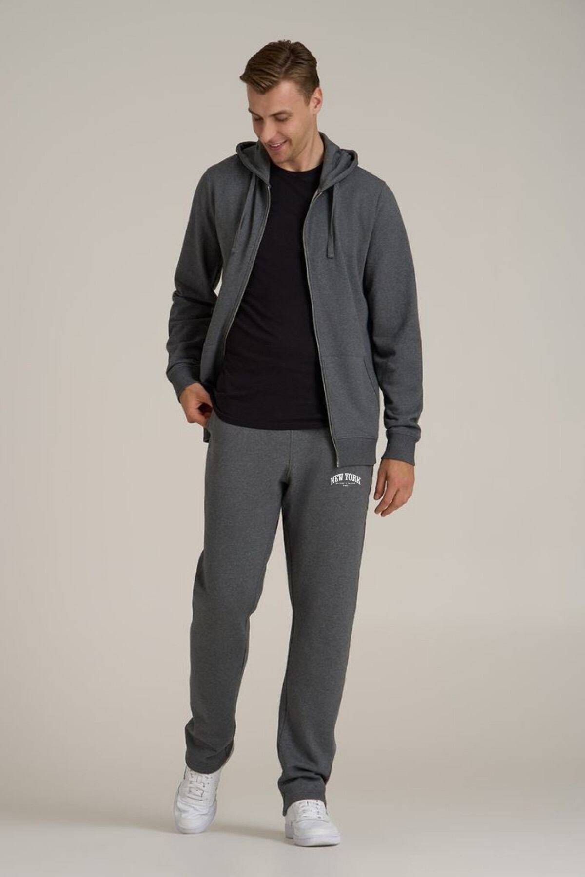 Erkek Regular Fit New York Baskılı İnce Eşofman Altı SPR25EA01