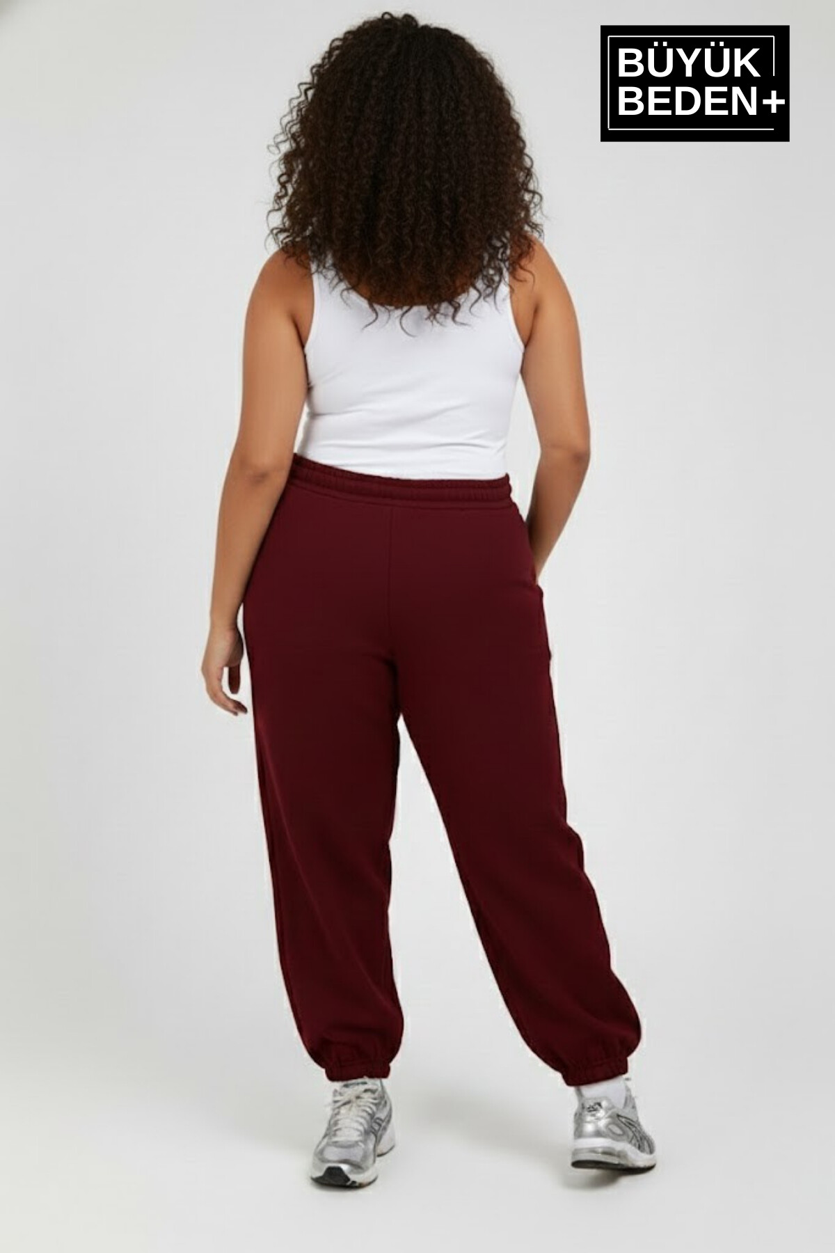 Kadın Büyük Beden Paça Lastikli Rahat Kalıp AR Baskılı İnce Eşofman Altı SPR26BEAK951-1