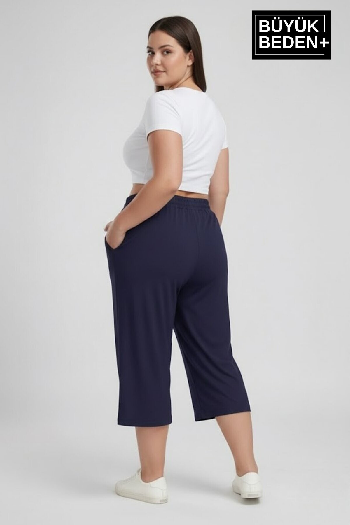 Kadın Büyük Beden Şort 3XL-6XL  Rahat Kesim Diz Altı Günlük Şort-SPR26BSRK591