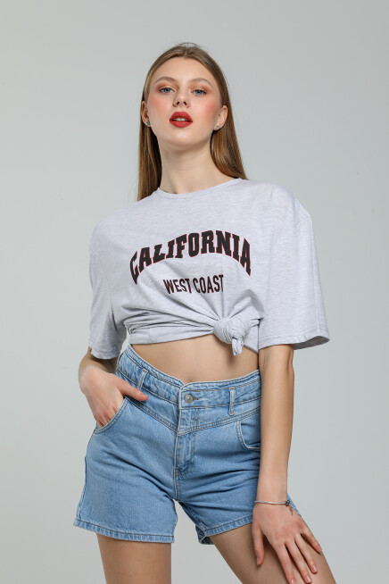 Süperlife Kadın Bisiklet Yaka Regular Fit Californıa Baskılı Tişort SPR21YK22