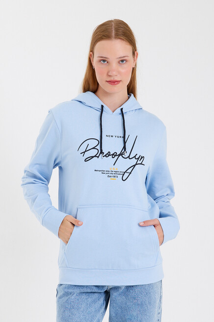 Süperlife Kadın Kapşonlu Regular Fit El Yazılı Brooklyn Baskılı İnce Sweatshirt SPR23SWk361