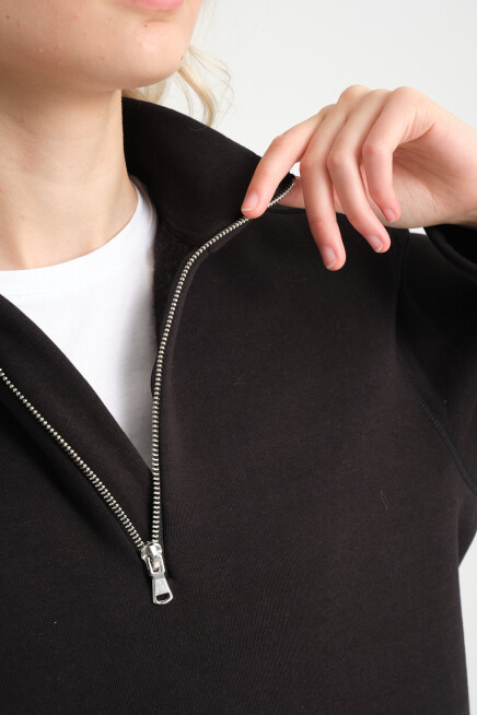  Kadın  Rahat Kalıp İçi Polarlı 3 iplik Yarım Fermuarlı  SweatShırt spr24swK21