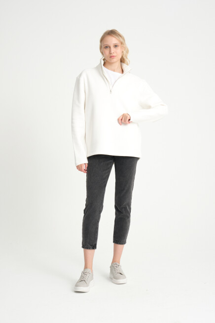  Kadın  Rahat Kalıp İçi Polarlı 3 iplik Yarım Fermuarlı  SweatShırt spr24swK21