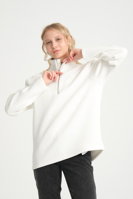  Kadın  Rahat Kalıp İçi Polarlı 3 iplik Yarım Fermuarlı  SweatShırt spr24swK21