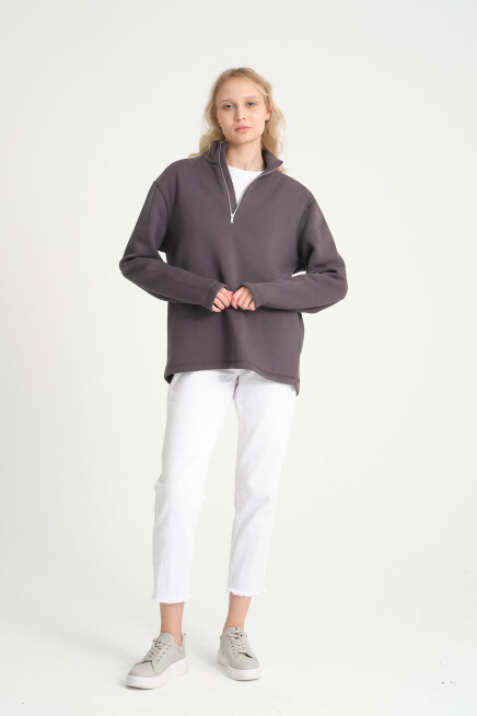  Kadın  Rahat Kalıp İçi Polarlı 3 iplik Yarım Fermuarlı  SweatShırt spr24swK21