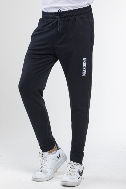 Erkek Regular/Normal Kesim Lastik Belli Brooklyn Şehir İnce Baskılı Eşofman Altı 24EA203