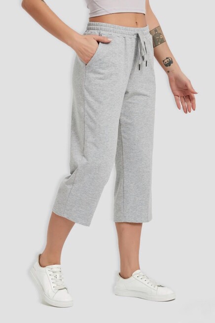 Kadın Bol Kapri Şort SPR24KS63