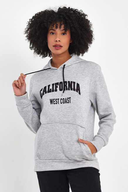 Kadın Kapşonlu Rahat Kalıp İçi Polarlı 3 iplik Californıa West  Baskılı Swetashırt SPR24SWK08