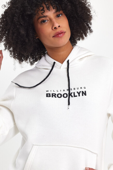 Kadın Kapşonlu Rahat Kalıp İçi Polarlı 3 iplik  W. Brooklyn Baskılı Swetashırt spr24swk04 