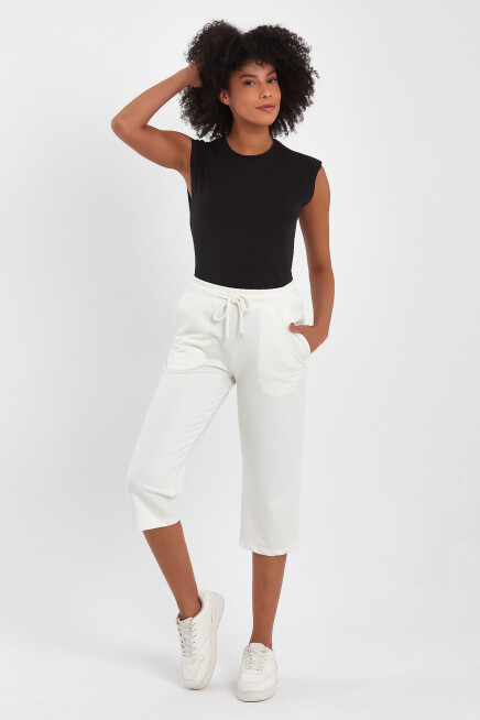 Süperlife Kadın Klasik Cepli Belli Lastikli Şort