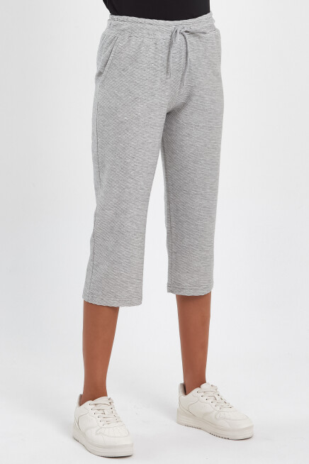 Süperlife Kadın Klasik Cepli Belli Lastikli Şort