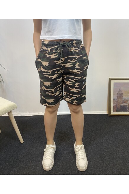 Kadın Rahat Kalıp Beli Lastikli Cepli Basklı Şort spr24srk52