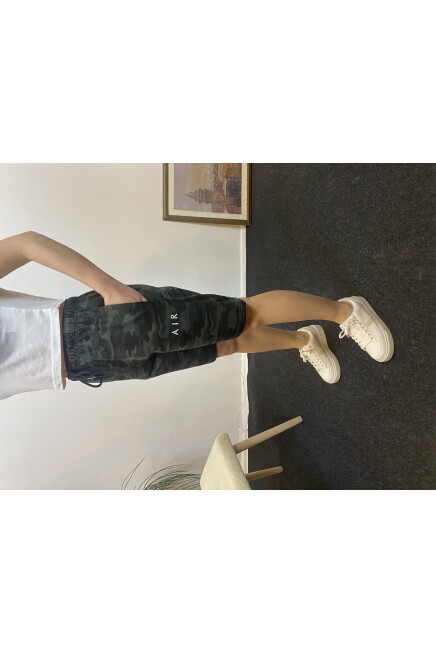 Kadın Rahat Kalıp Beli Lastikli Cepli Basklı Şort spr24srk52