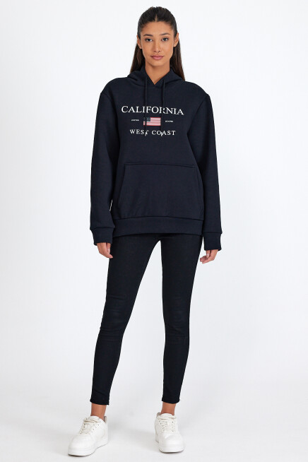 Kadın Kapşonlu Rahat Kalıp İçi Polarlı 3 iplik  Amerikan Baskılı Swetashırt spr24swk01