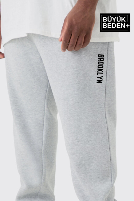 Erkek Büyük Beden Paça Lastikli Brooklyn Baskılı İnce Eşofman Altı SPR25EA53