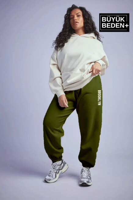 Kadın Büyük Beden Paça Lastikli Brooklyn Baskılı İnce Eşofman Altı SPR25EAK53