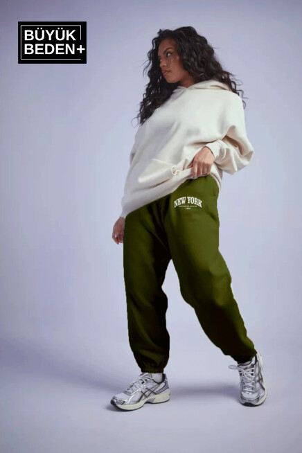 Kadın Büyük Beden Paça Lastikli New York Baskılı İnce Eşofman Altı  SPR25BEAK48