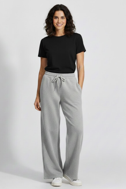 Kadın İki İplik Rahat Kalıp Yüksek Bel Geniş Paça Pantolon SPR26EAK988