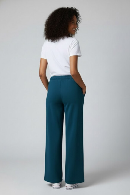 Kadın İki İplik Rahat Kalıp Yüksek Bel Geniş Paça Pantolon SPR26EAK988