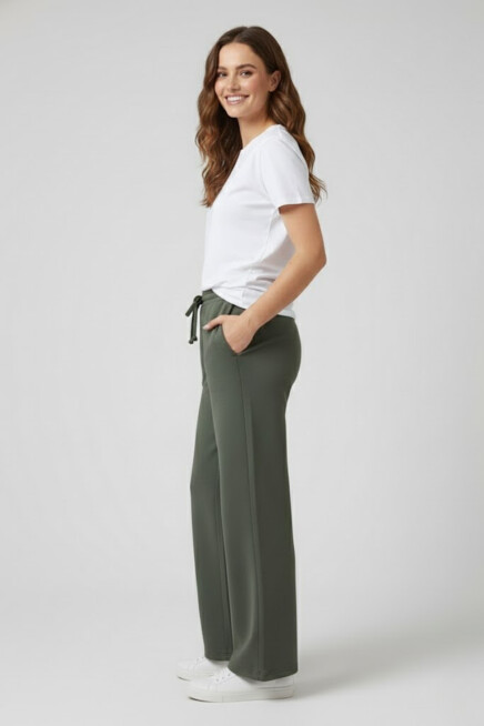 Kadın İki İplik Rahat Kalıp Yüksek Bel Geniş Paça Pantolon SPR26EAK988