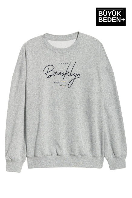 Kadın El Yazılı Brooklyn Baskılı Büyük Beden İnce Bisiklet Yaka Swatshırt SPR25BSWK59