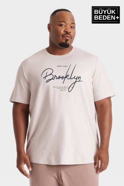 Erkek Büyük Beden El Yazılı Brooklyn Baskılı Bisiklet Yaka Tshırt SPR25BTS12
