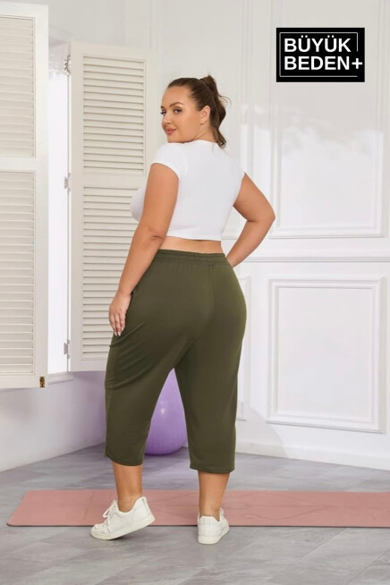 Kadın Büyük Beden New York Baskılı Standart &Regular Kalıp Şort SPR25BSRK087