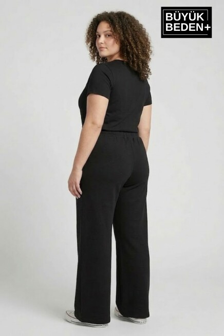 Kadın Büyük Beden Bol Paça  Yüksek Bel Lastikli Salaş Eşofman Altı SPR26BEA988