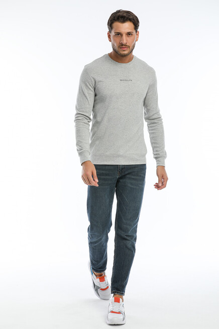 Erkek Bisiklet Yaka Slim Fit Brookyln Baskılı İnce Sweatshirt SPR22SW102