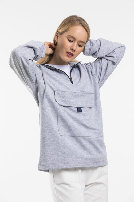 Kadın Oversize Kalıp Önü Cepli İnce Sweatshirt SPR21K52