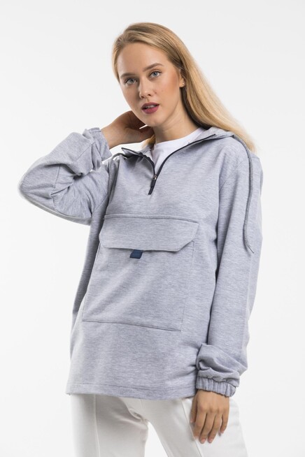 Kadın Oversize Kalıp Önü Cepli İnce Sweatshirt SPR21K52