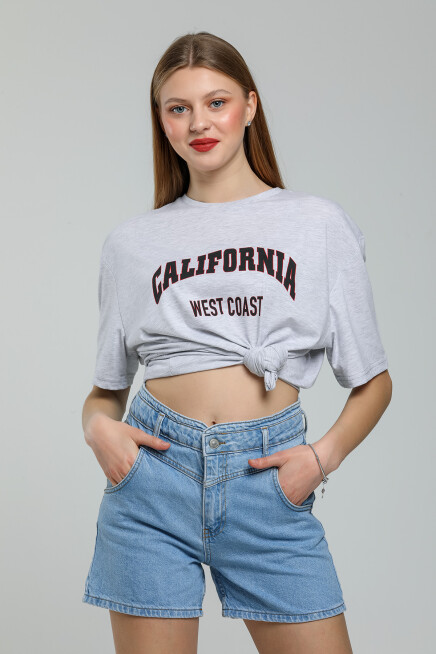Süperlife Kadın Bisiklet Yaka Regular Fit Californıa Baskılı Tişort SPR21YK22