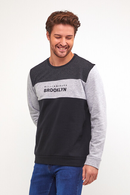 Bisiklet Yaka Önü Garnili Sweat Brooklyn Baskılı sweat SPR22SW136